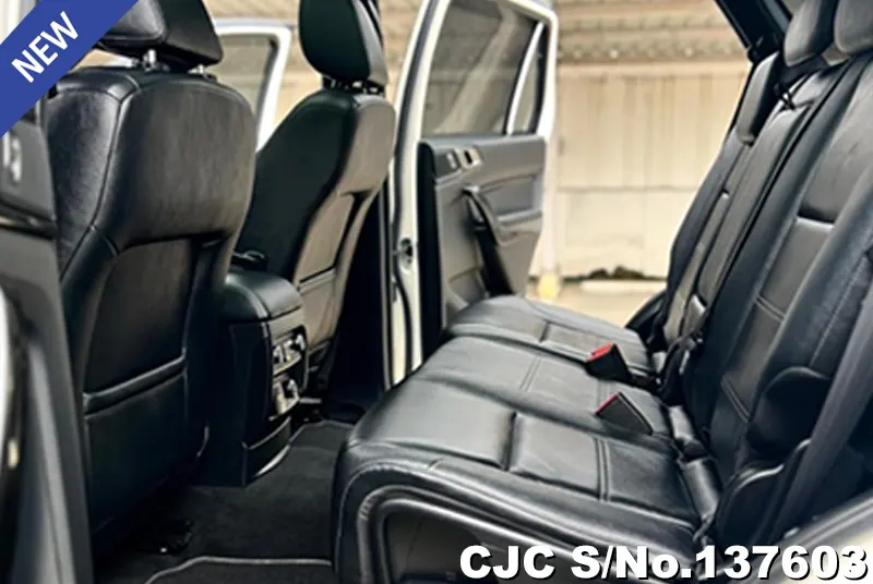 Ford Everest in White for Sale Image 8