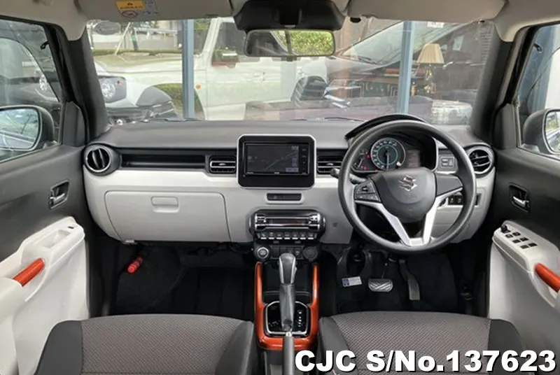 Suzuki Ignis in Black for Sale Image 9