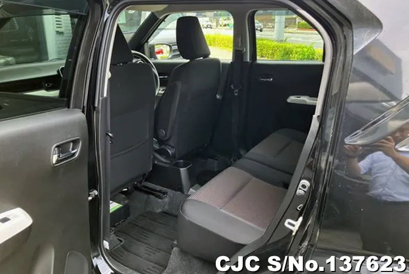 Suzuki Ignis in Black for Sale Image 15