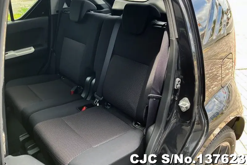 Suzuki Ignis in Black for Sale Image 17