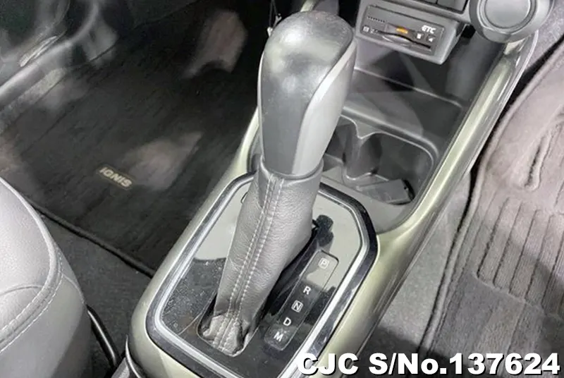 Suzuki Ignis in Silver for Sale Image 5