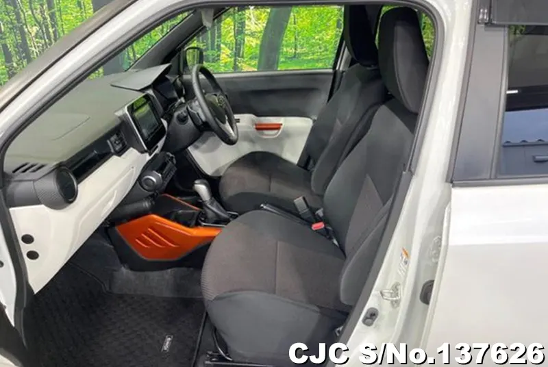 Suzuki Ignis in Pearl for Sale Image 3