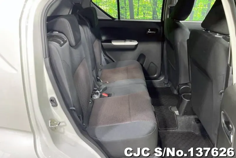 Suzuki Ignis in Pearl for Sale Image 4
