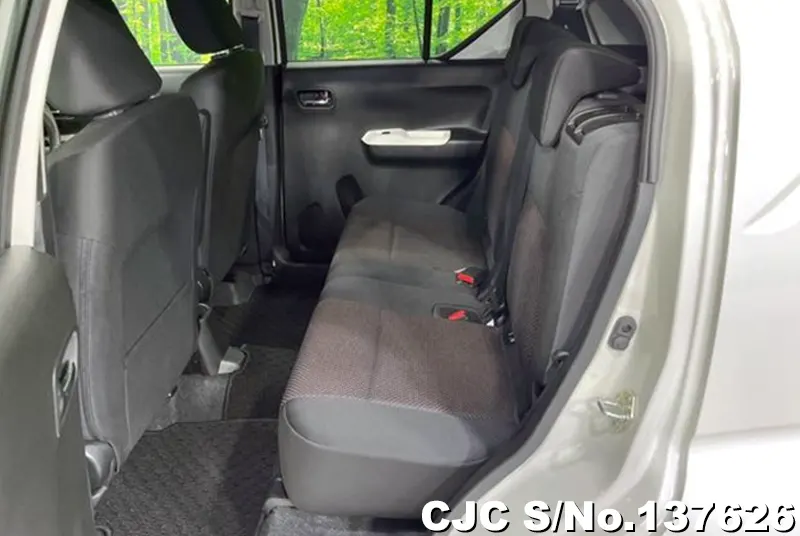 Suzuki Ignis in Pearl for Sale Image 5