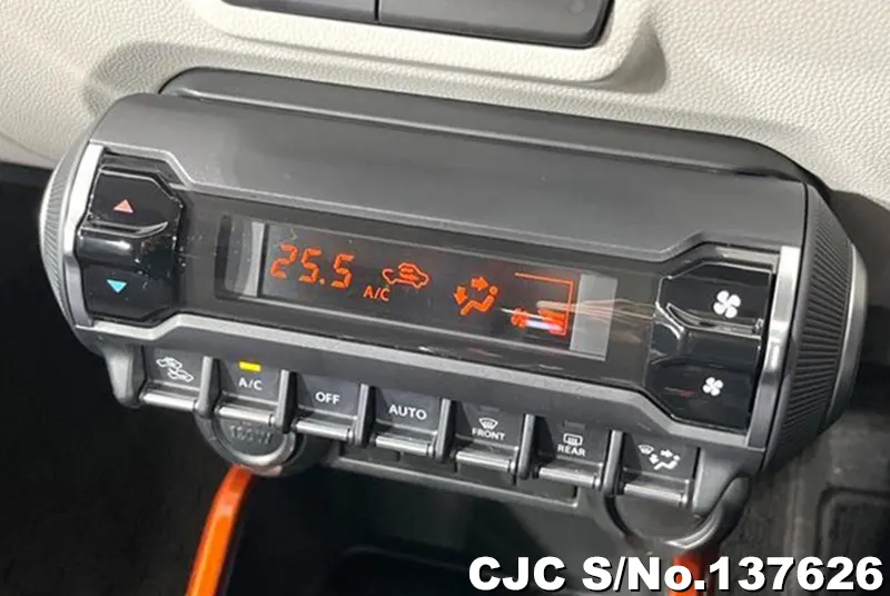 Suzuki Ignis in Pearl for Sale Image 8