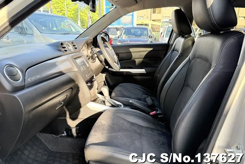 Suzuki Escudo in Brown for Sale Image 11