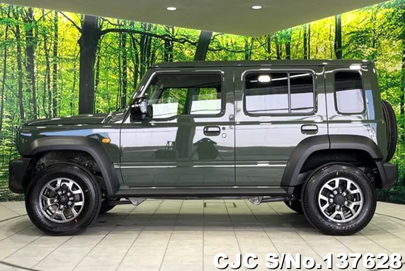 Suzuki Jimny Nomad in Gray for Sale Image 6