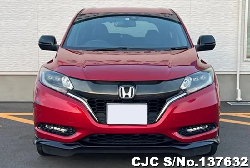 Honda Vezel in Red for Sale Image 3