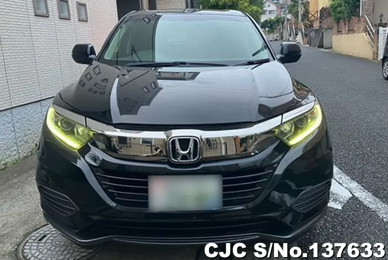 Honda Vezel in Black for Sale Image 4