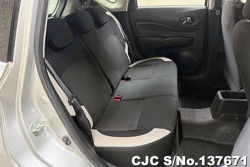 Nissan Note in White for Sale Image 5