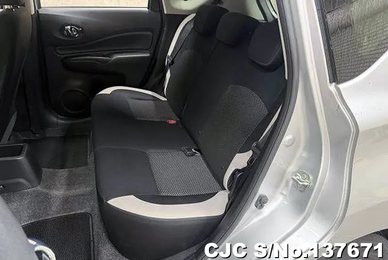 Nissan Note in White for Sale Image 6