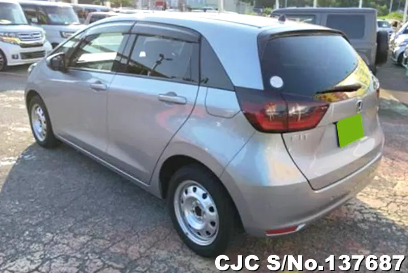 Honda Fit in Silver for Sale Image 1