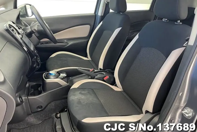 Nissan Note in Gray for Sale Image 5