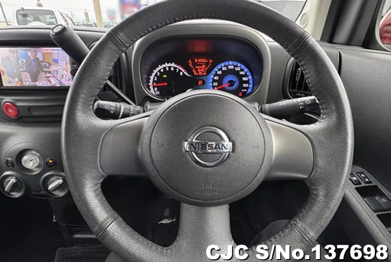 Nissan Cube in Red for Sale Image 12