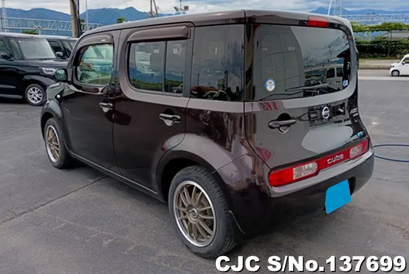 Nissan Cube in Brown for Sale Image 1