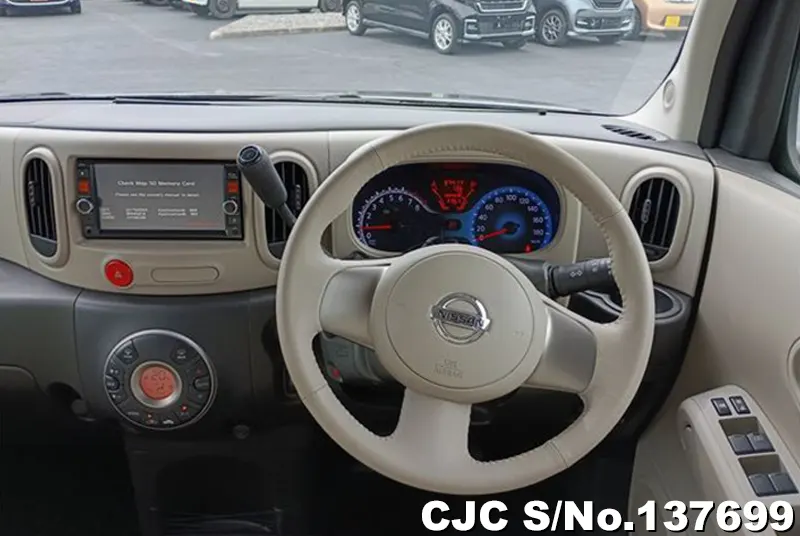 Nissan Cube in Brown for Sale Image 8
