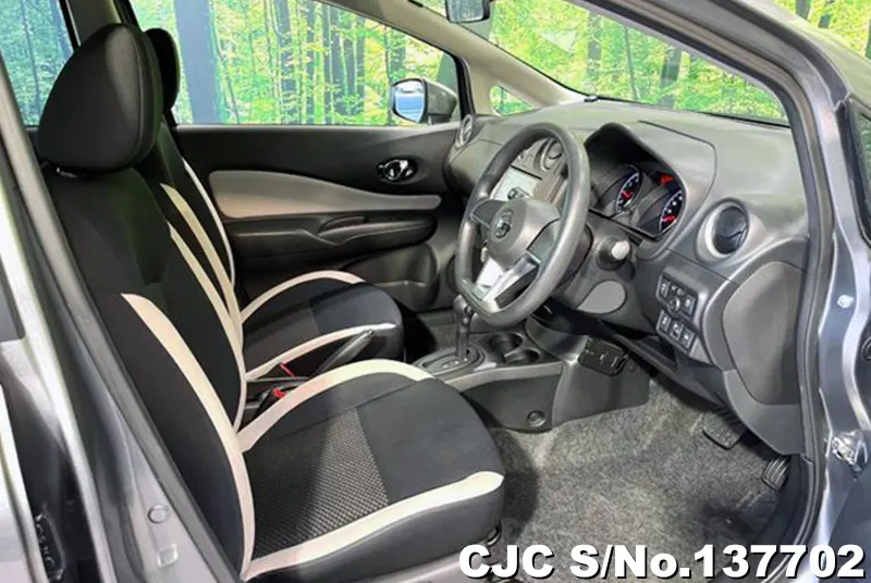 Nissan Note in Gray for Sale Image 8