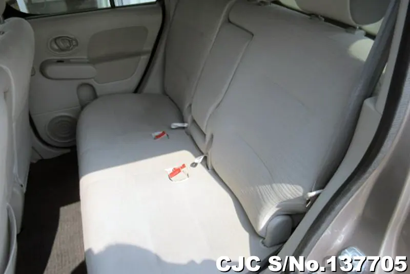 Nissan Cube in Silver for Sale Image 8