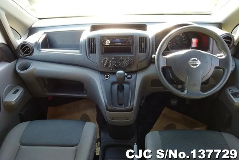Nissan NV200 in White for Sale Image 8
