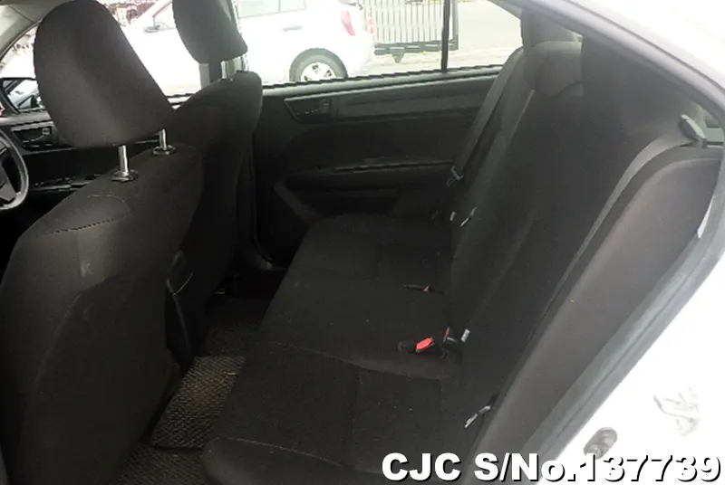 Toyota Corolla Axio in White for Sale Image 12