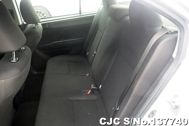 Toyota Corolla Axio in Silver for Sale Image 13