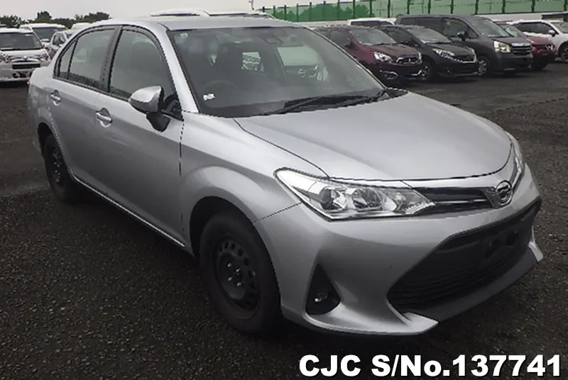 Toyota / Corolla Axio 2021