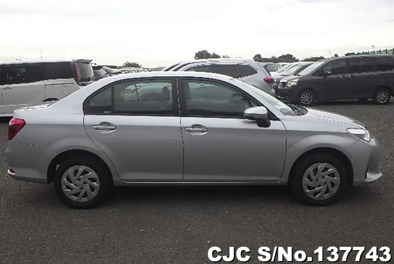Toyota Corolla Axio in Silver for Sale Image 6