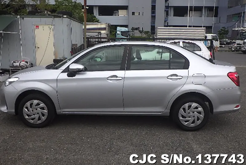 Toyota Corolla Axio in Silver for Sale Image 7
