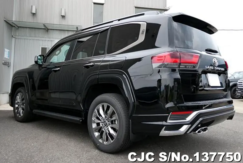 Toyota Land Cruiser in Black for Sale Image 1