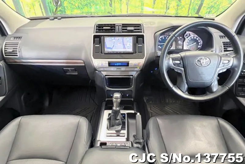 Toyota Land Cruiser Prado in Black for Sale Image 3