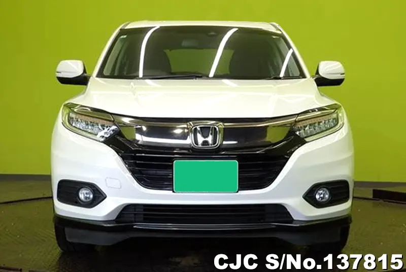 Honda Vezel in White for Sale Image 3