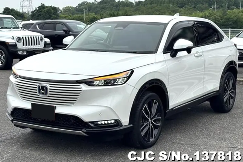 Honda Vezel in White for Sale Image 3