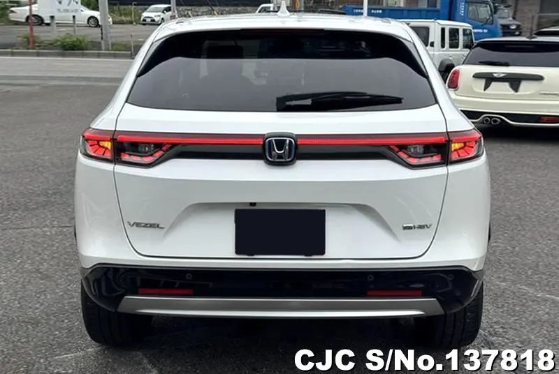 Honda Vezel in White for Sale Image 5