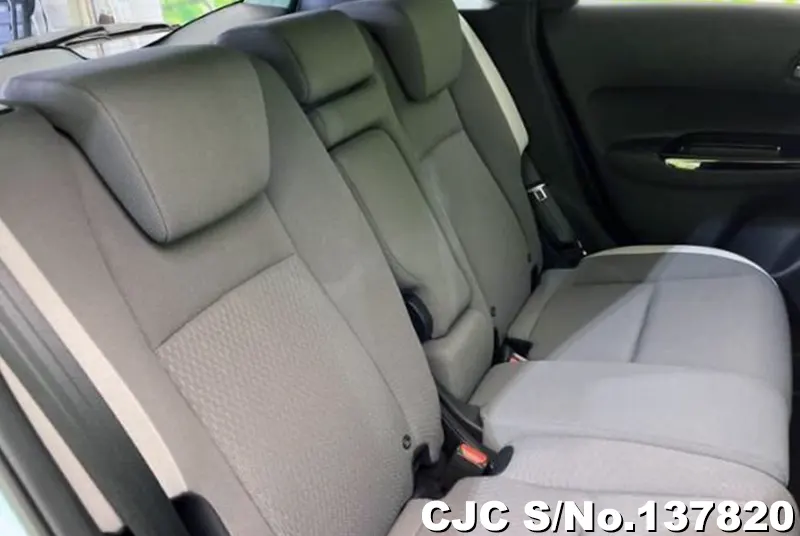 Honda Fit in Blue for Sale Image 6