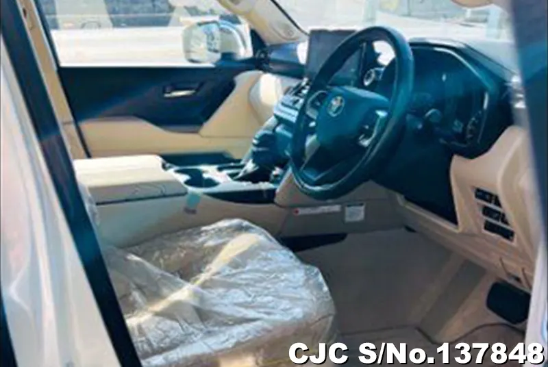 Toyota Land Cruiser in Pearl for Sale Image 5