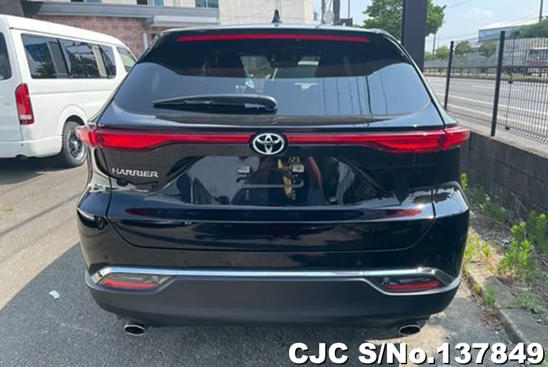 Toyota Harrier in Black for Sale Image 5