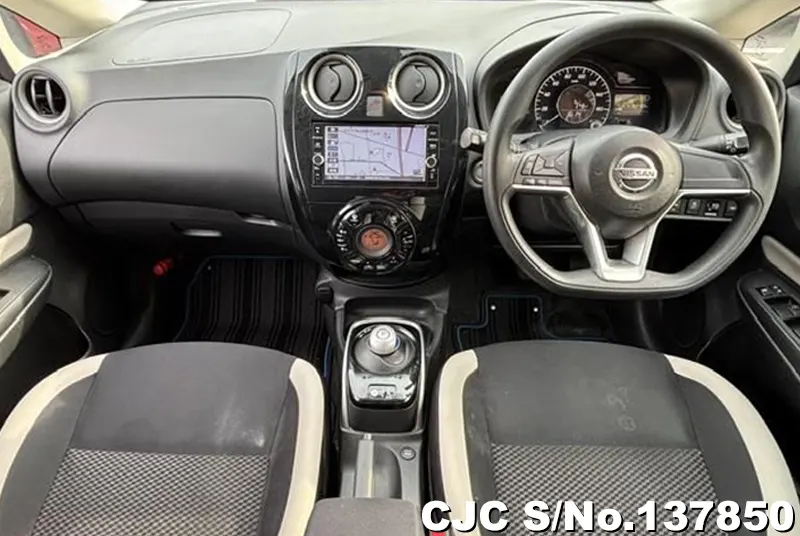 Nissan Note in Gray for Sale Image 5