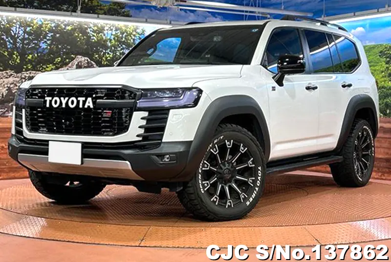 Toyota / Land Cruiser 2023