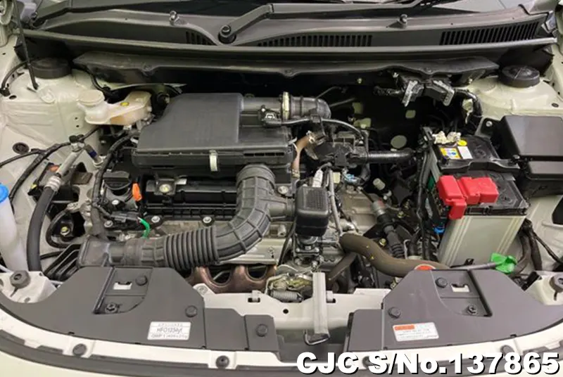 Suzuki Fronx in Pearl for Sale Image 11
