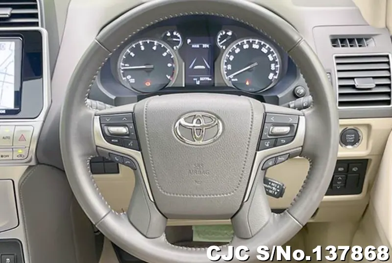 Toyota Land Cruiser Prado in Black for Sale Image 9