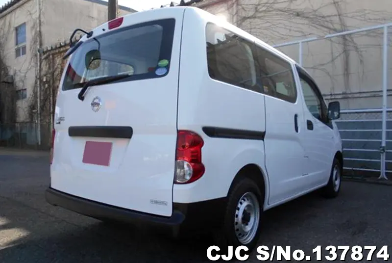 Nissan NV200 in White for Sale Image 1
