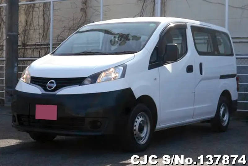 Nissan NV200 in White for Sale Image 2
