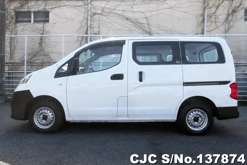 Nissan NV200 in White for Sale Image 5