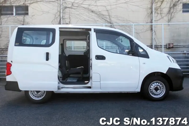 Nissan NV200 in White for Sale Image 6