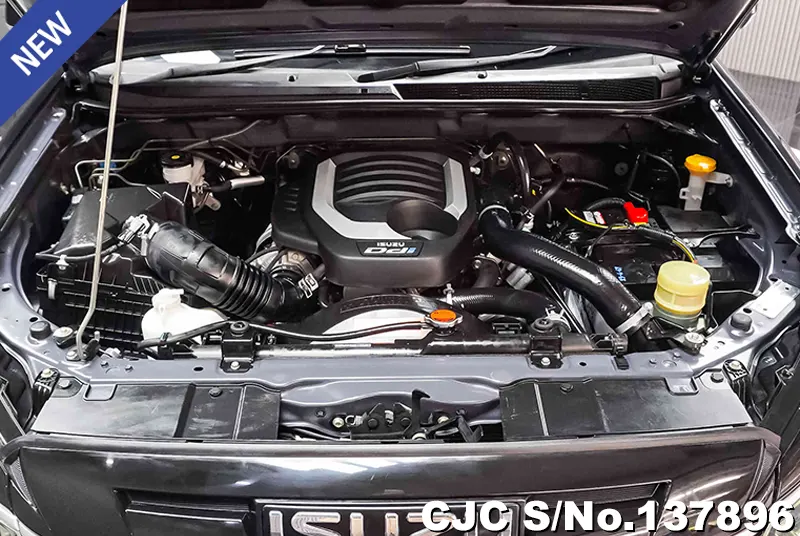Isuzu D-Max in Black for Sale Image 15