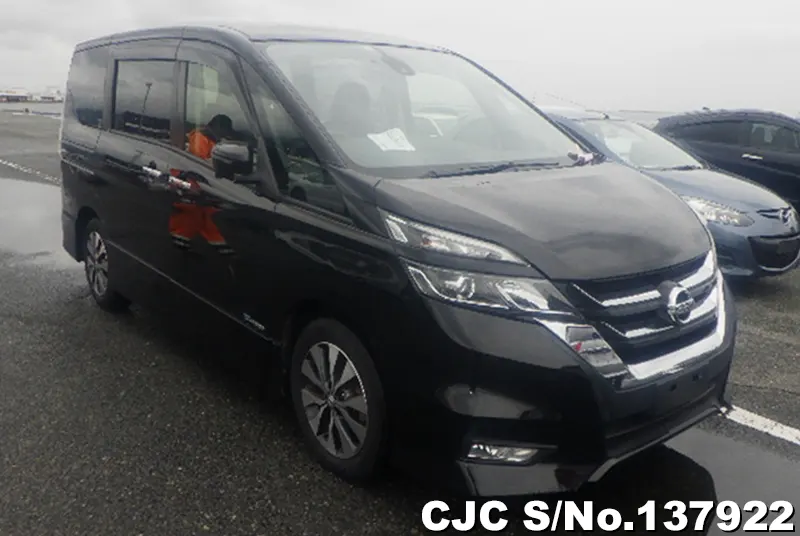 Nissan / Serena 2017