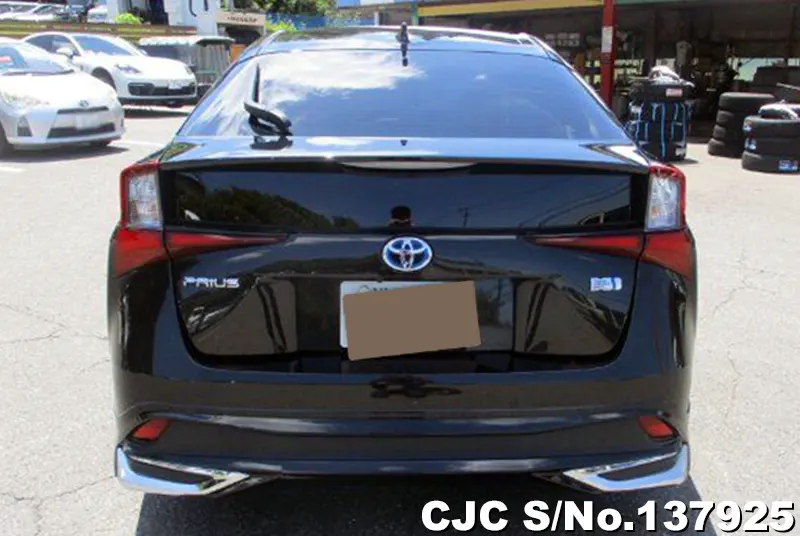 Toyota Prius in Black for Sale Image 2
