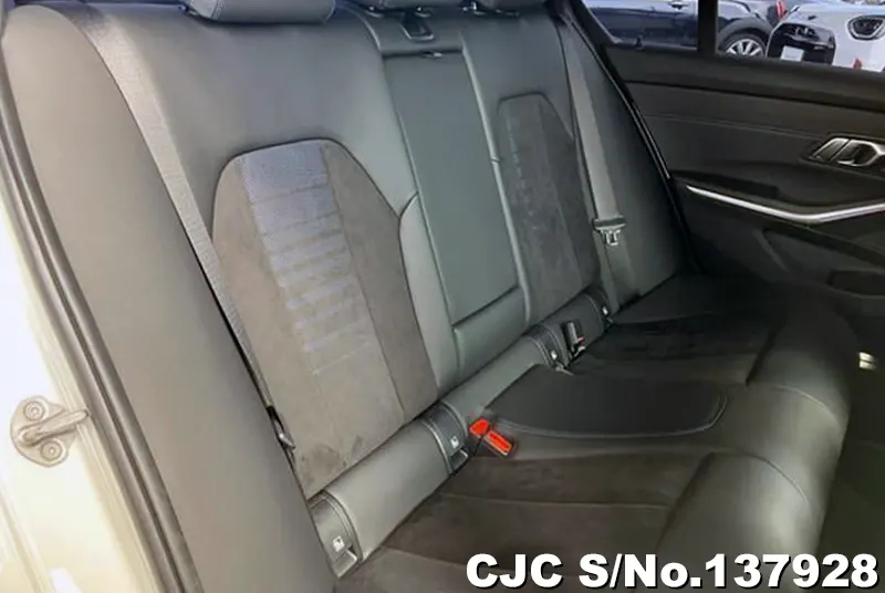 BMW 3 Series in White for Sale Image 5