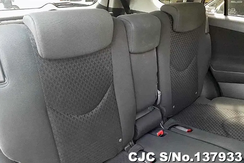 Toyota Vanguard in Black for Sale Image 9