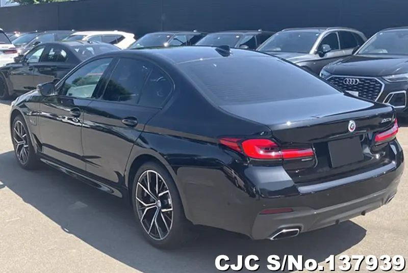 BMW 5 Series in Black for Sale Image 1